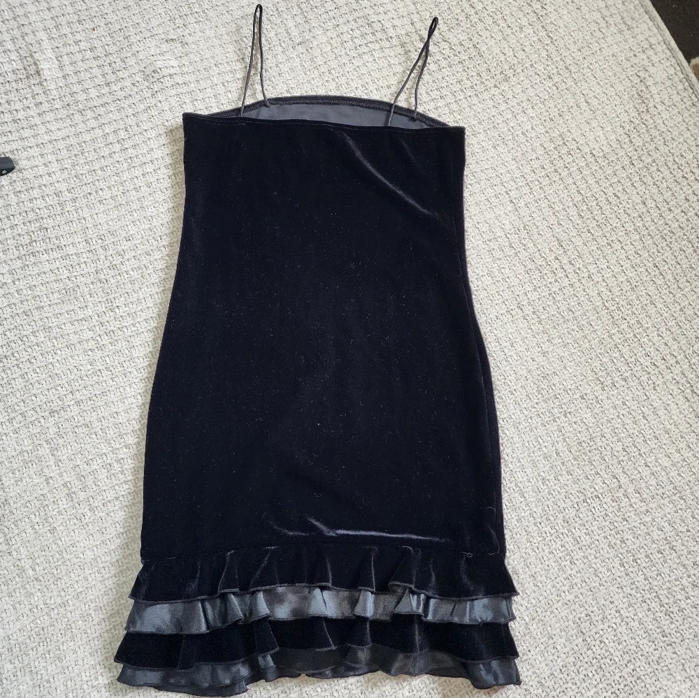 Vintage David Charles Velvet Ruffle Bottom Dress Size 10